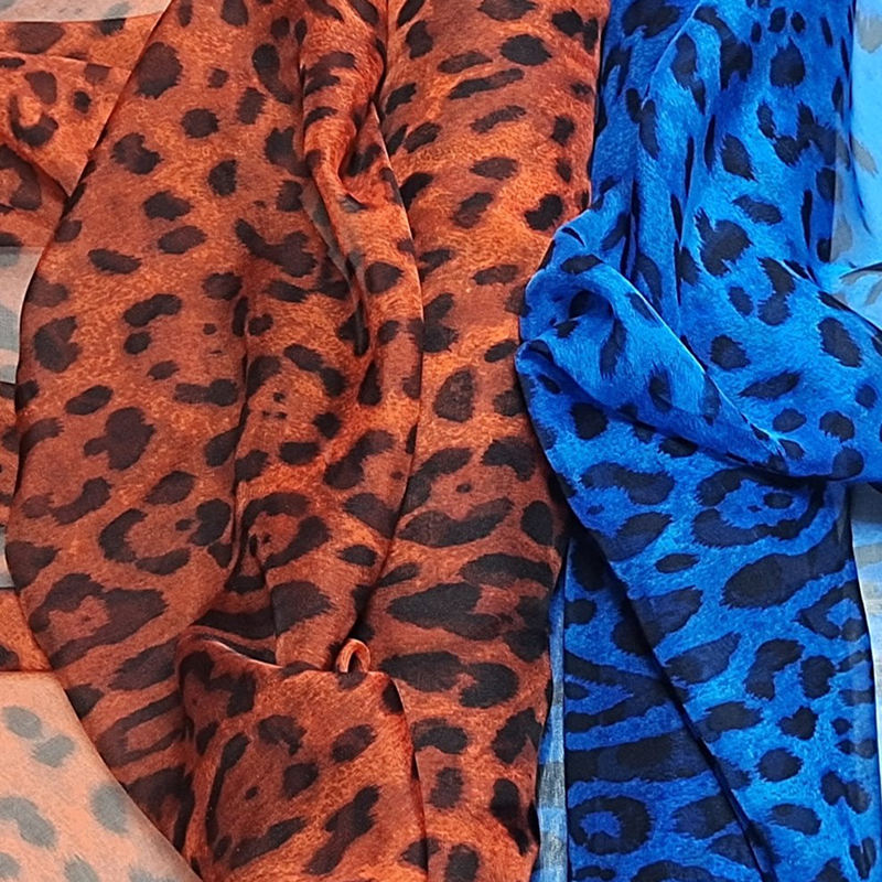 Chiffon Fabrics Fashion News 100% Silk 6mm Custom Printed Pattern Luxury Thin Chiffon Silk Leopard Print Fabric for Women Cloth